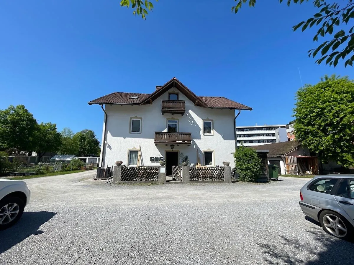 Appartement Ruhige Ferienwohnung In Rosenheim Duitsland